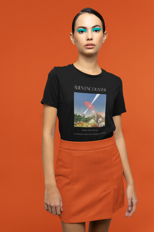 Alien Encounter. Ditmar 'Dick' Jenssen. Women's T-Shirt